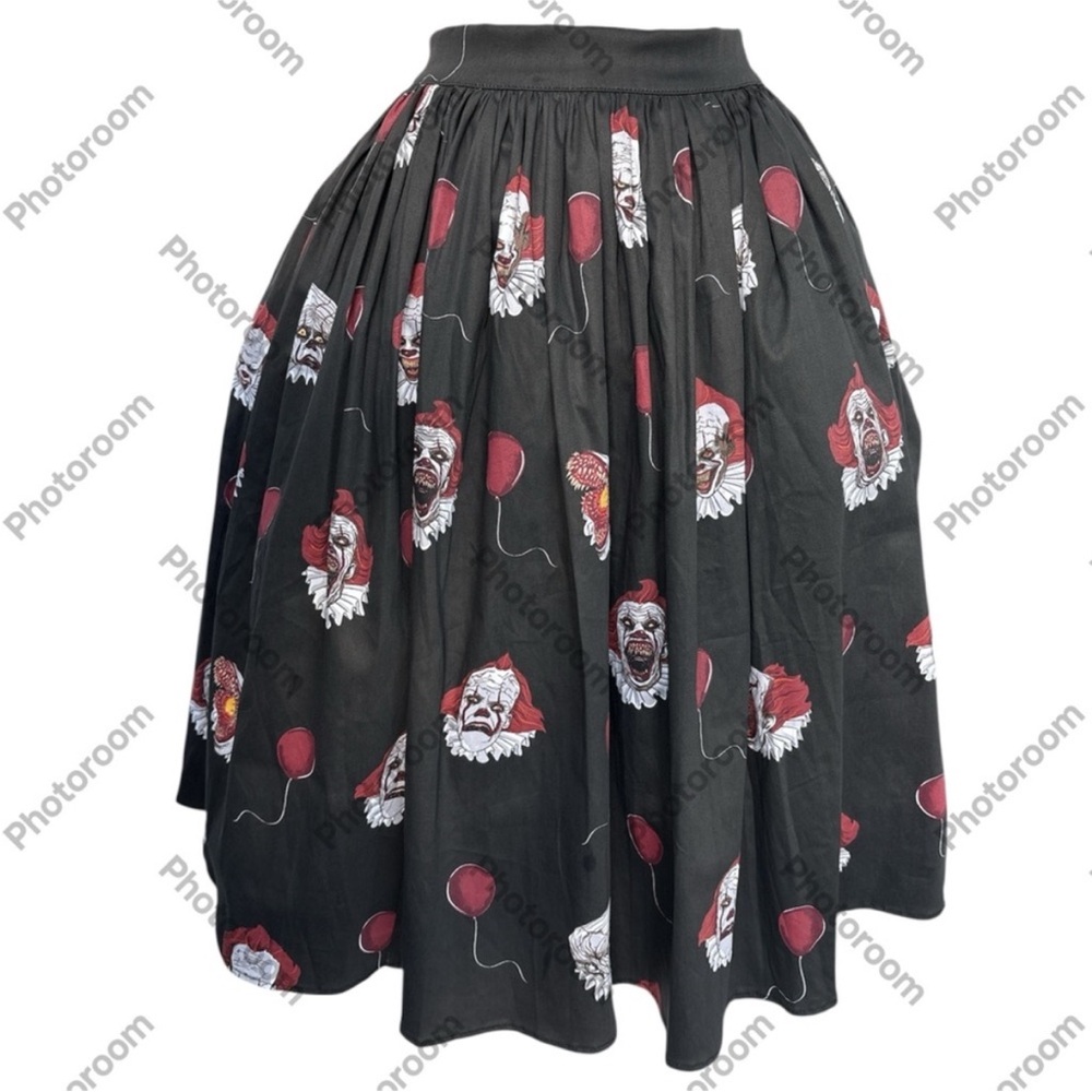 NWT Vixen Micheline Pitt IT Chapter 2 Pennywise Scary Faces Swing Skirt - Small - Picture 3 of 5